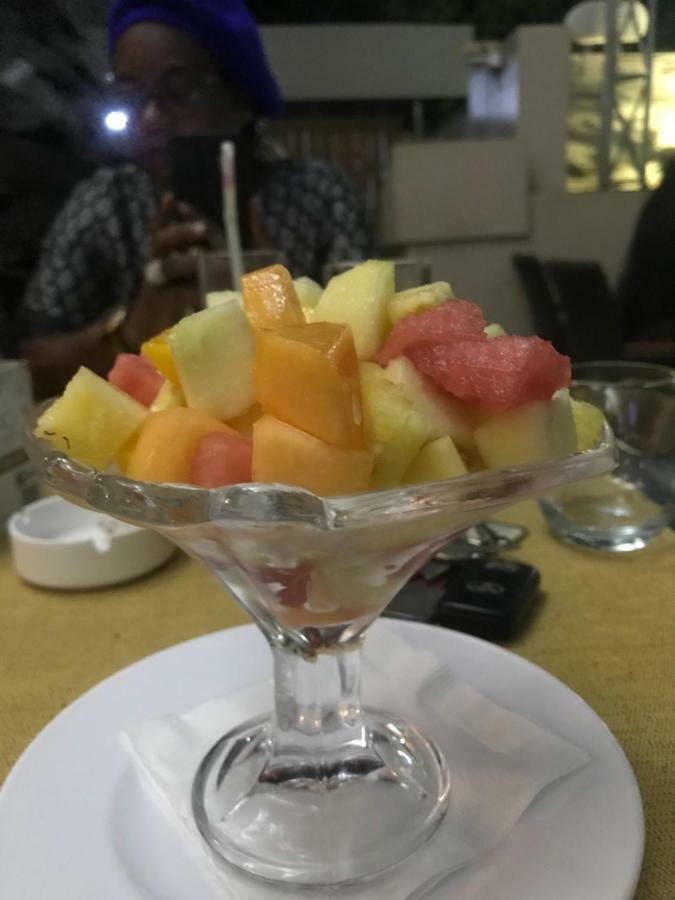 索蒙Fadu'Gh别墅 外观 照片